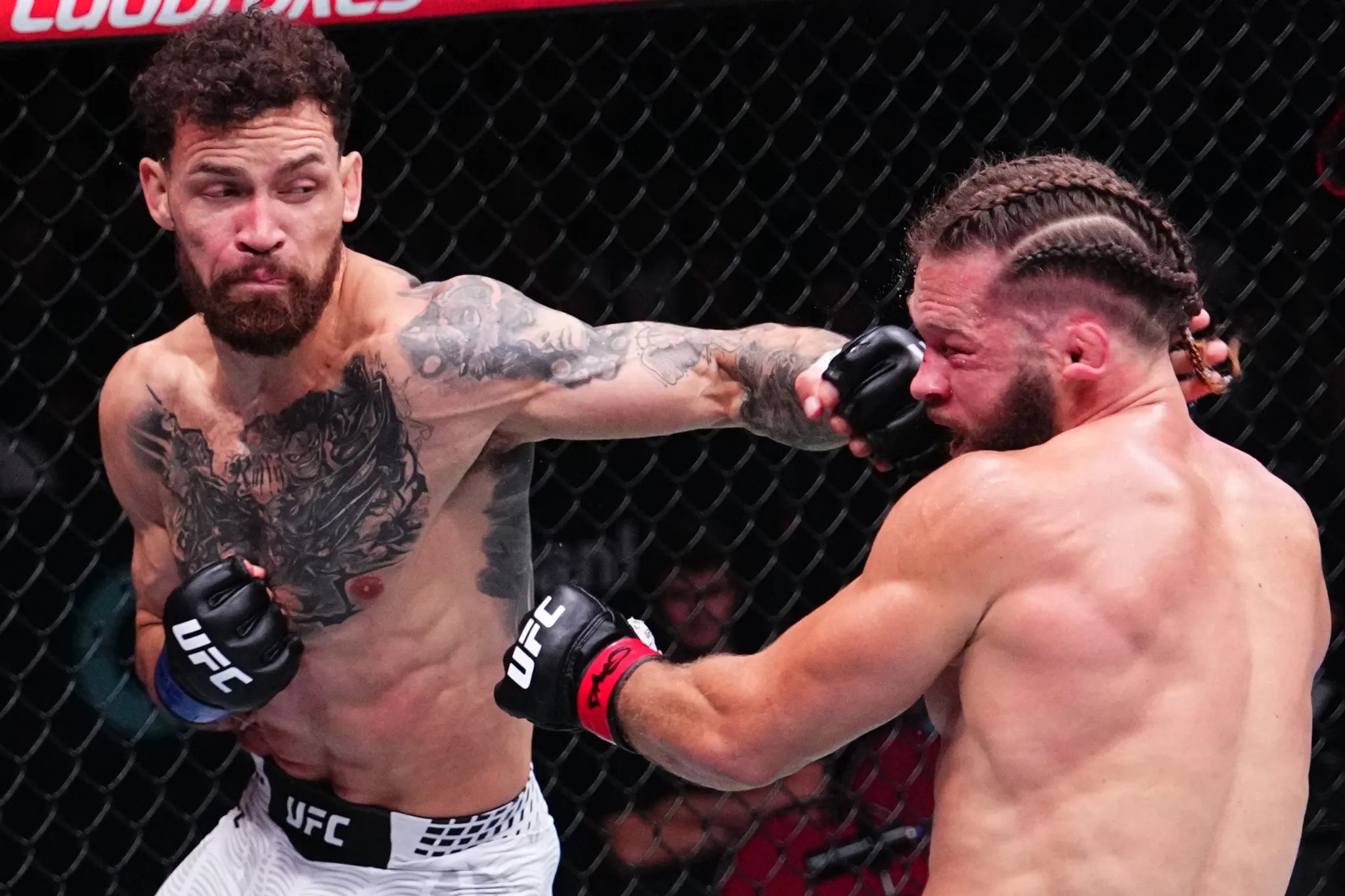 Изображение к новости Жестокий нокаут! Физиев не устоял против мастерства Руффи в партере.